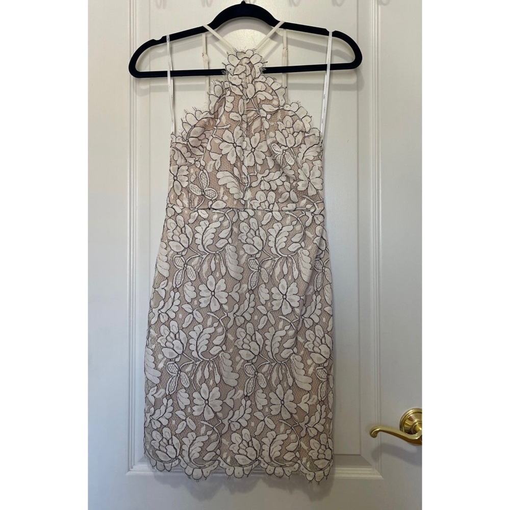 Lulus lace dress